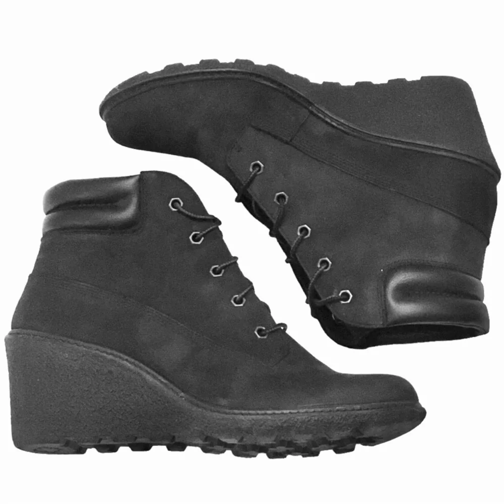 Timberland ‘Amston’ Black Leather Lace-up Lug Sole Wedge Heel Boots Size: 9.5